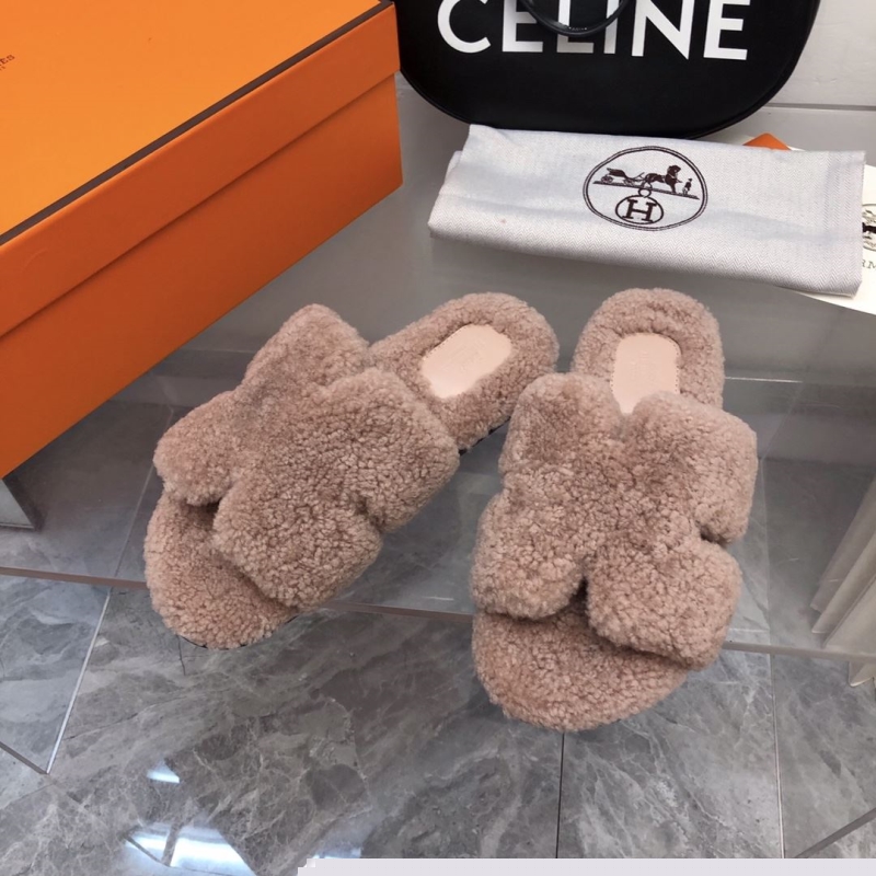 LV Slippers